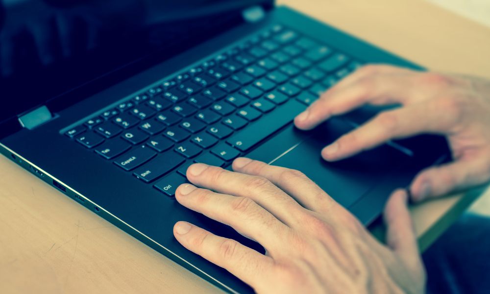 wordpress bovitmenyek laptop